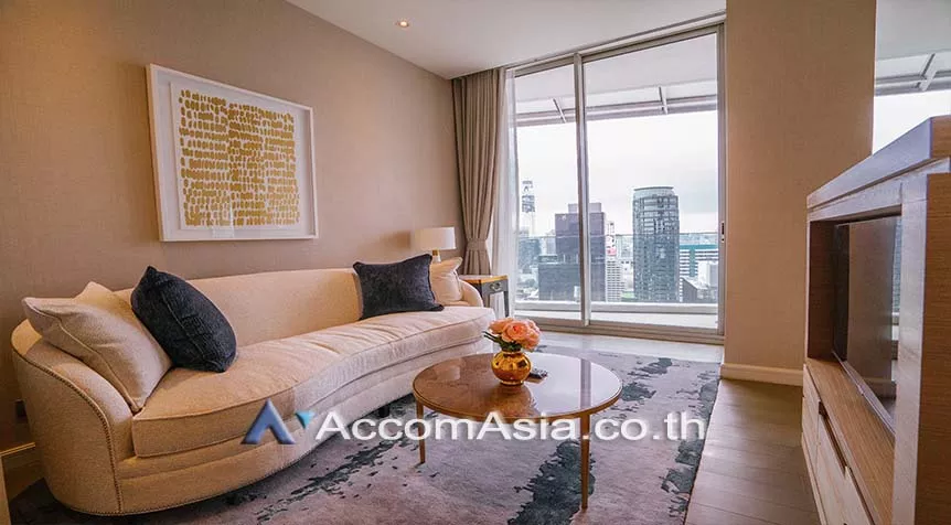 unit 1 Bedroom  Apartment For Rent in Ploenchit, Bangkok  near BTS Ratchadamri (AA27558)