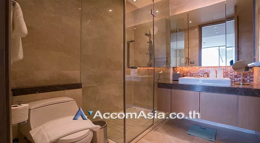 8  2 br Apartment For Rent in Ploenchit ,Bangkok BTS Ratchadamri at Luxury Service Residence AA27559