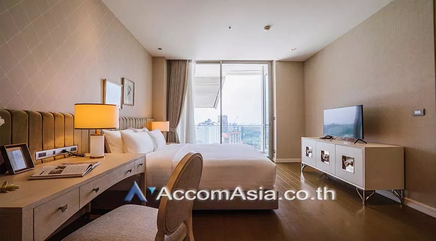 5  2 br Apartment For Rent in Ploenchit ,Bangkok BTS Ratchadamri at Luxury Service Residence AA27559