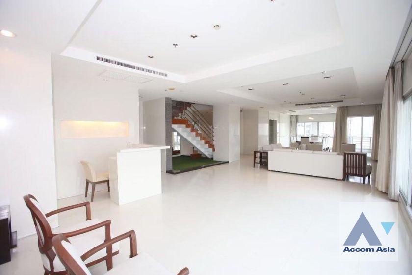 Duplex Condo, Penthouse |  4 Bedrooms  Apartment For Rent in Ploenchit, Bangkok  near BTS Ploenchit (AA27566)