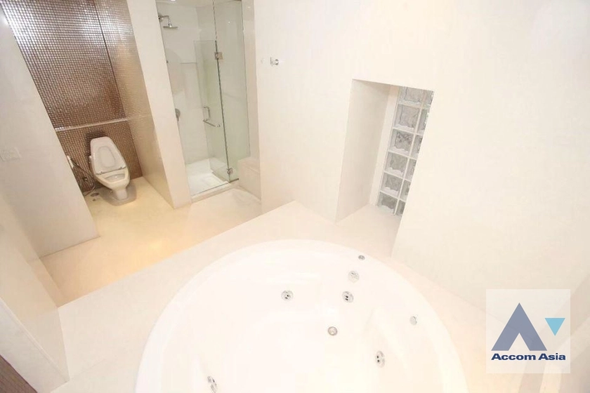 14  4 br Apartment For Rent in Ploenchit ,Bangkok BTS Ploenchit at Elegance and Traditional Luxury AA27566