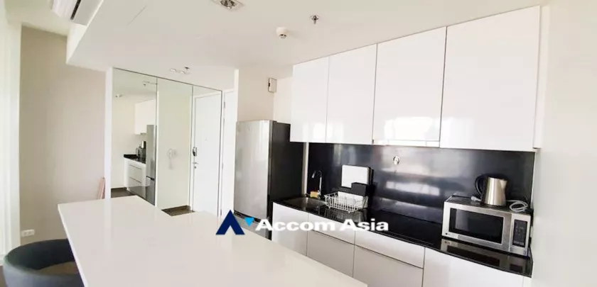 unit 2 Bedrooms  Condominium For Rent in Sukhumvit, Bangkok  near BTS Ekkamai (AA27571)