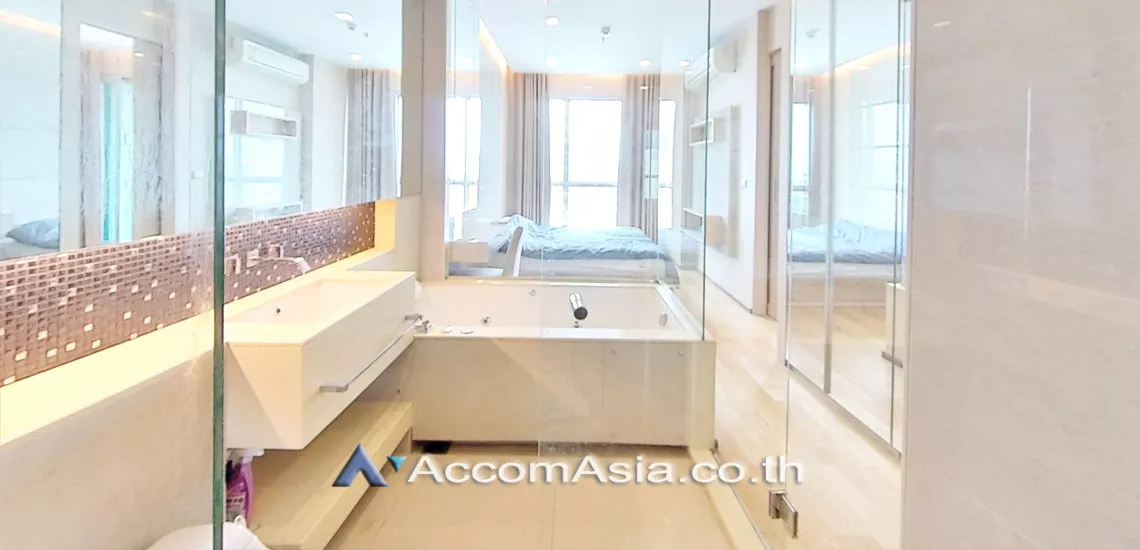  1 Bedroom  Condominium For Rent & Sale in Phaholyothin, Bangkok  near MRT Phetchaburi - ARL Makkasan (AA27577)