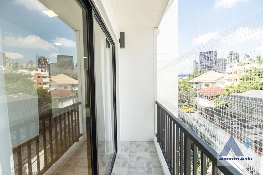 12  3 br House For Rent in sukhumvit ,Bangkok BTS Ekkamai - BTS Phra khanong AA27578