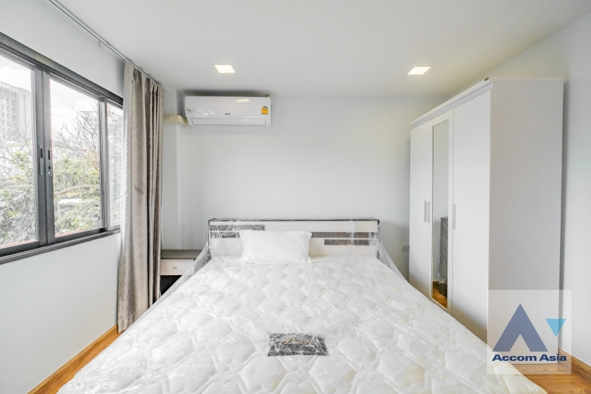 31  3 br House for rent and sale in Sukhumvit ,Bangkok BTS Ekkamai - BTS Phra khanong AA27578