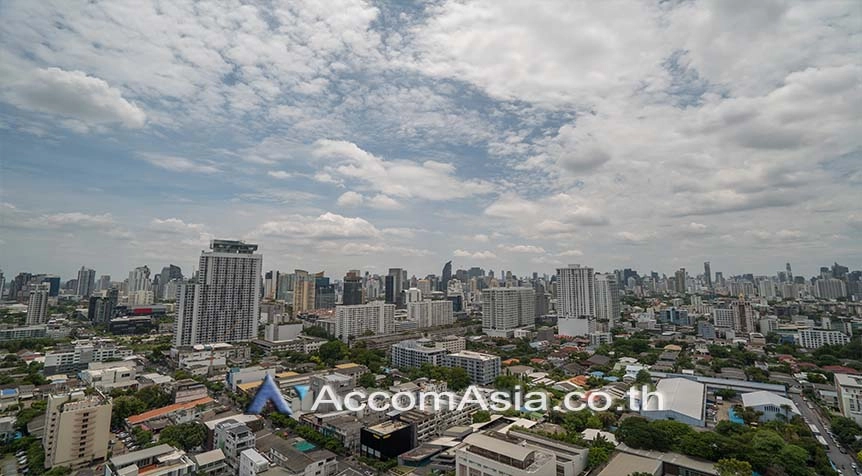 16  3 br Condominium for rent and sale in Sukhumvit ,Bangkok BTS Ekkamai at Tai Ping Tower AA27580