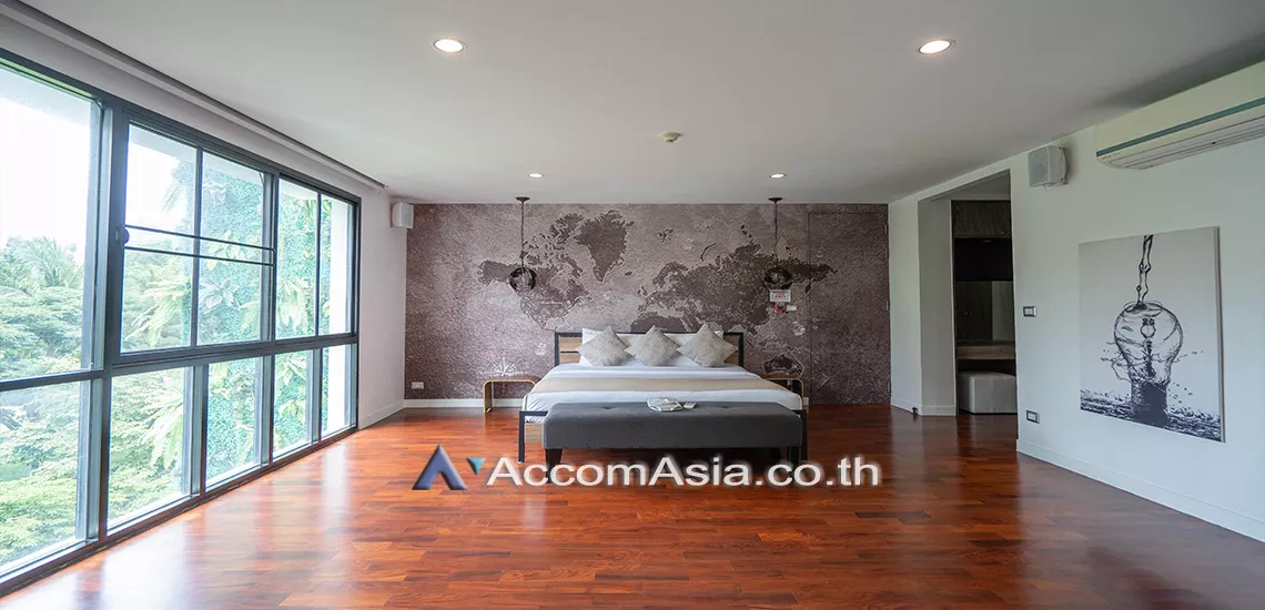 10  3 br Apartment For Rent in Ploenchit ,Bangkok BTS Chitlom - MRT Lumphini at Low-Rise Cozy Apartment, 5 mins walk to Lumpini park AA27586