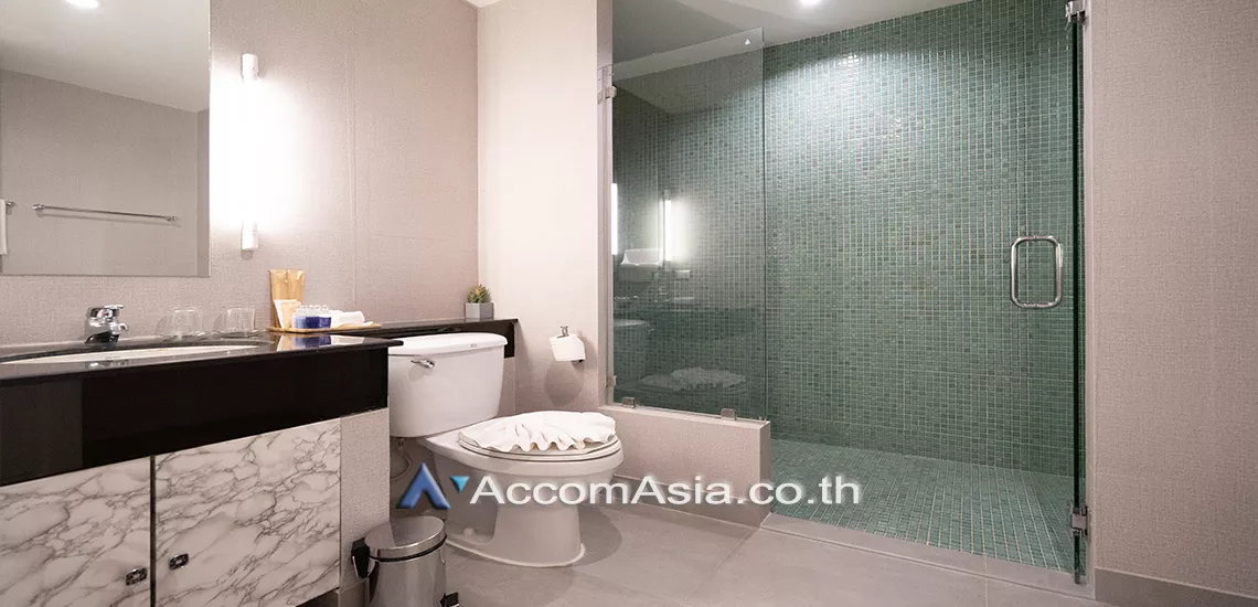 9  3 br Apartment For Rent in Ploenchit ,Bangkok BTS Chitlom - MRT Lumphini at Low-Rise Cozy Apartment, 5 mins walk to Lumpini park AA27587