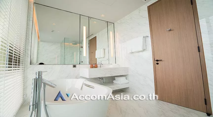 9  2 br Apartment For Rent in Ploenchit ,Bangkok BTS Chitlom at Unique Luxuary Residence AA27603