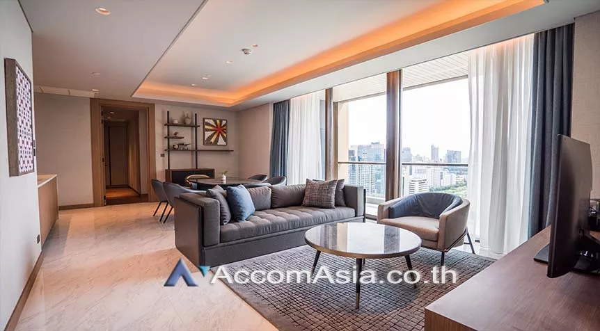 Pet friendly |  Unique Luxuary Residence Apartment  3 Bedroom for Rent BTS Ratchadamri in Ploenchit Bangkok
