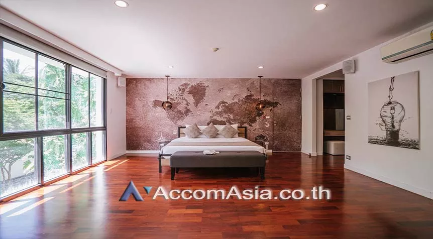 7  3 br Apartment For Rent in Ploenchit ,Bangkok BTS Chitlom - MRT Lumphini at Low-Rise Cozy Apartment, 5 mins walk to Lumpini park AA27607