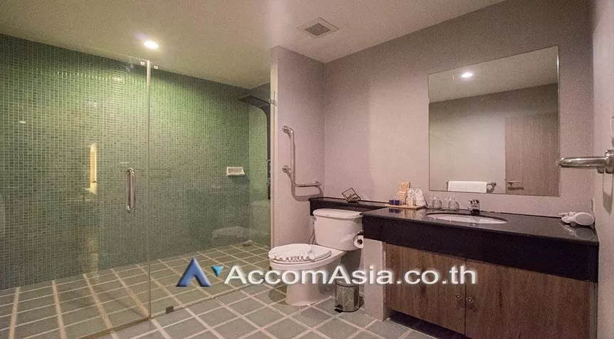 32  6 br Apartment For Rent in Ploenchit ,Bangkok BTS Chitlom - MRT Lumphini at Exclusive Residence AA27609