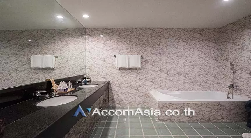 29  6 br Apartment For Rent in Ploenchit ,Bangkok BTS Chitlom - MRT Lumphini at Exclusive Residence AA27609
