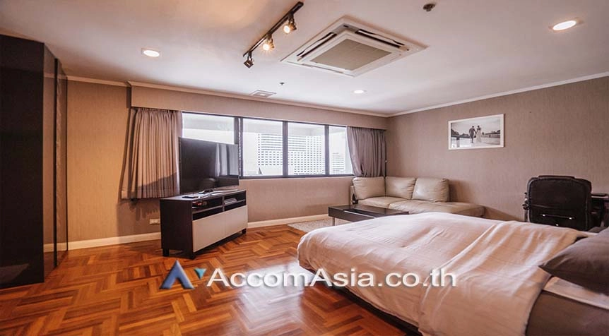 8  3 br Condominium For Sale in Sukhumvit ,Bangkok MRT Phetchaburi at Kiarti Thanee City Mansion AA27616