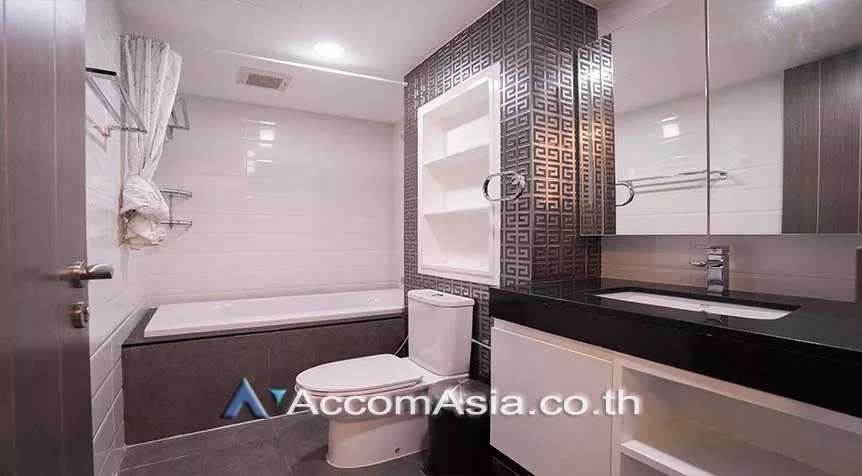 5  1 br Apartment For Rent in Sukhumvit ,Bangkok BTS Phrom Phong at Comfort of living AA27632