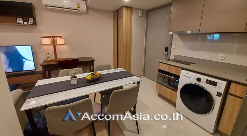  2 Bedrooms  Condominium For Rent & Sale in Sukhumvit, Bangkok  near BTS Ekkamai (AA27633)