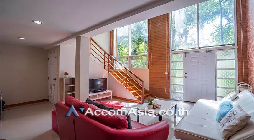 Pet friendly |  Hideaway Living Place Townhouse  2 Bedroom for Rent BTS Thong Lo in Sukhumvit Bangkok