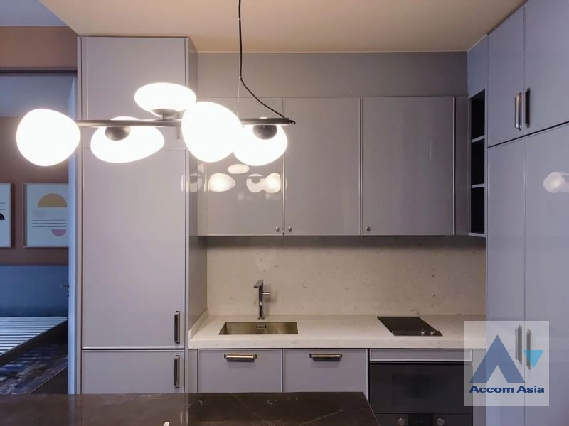 unitKRAAM Sukhumvit 26 Condominium