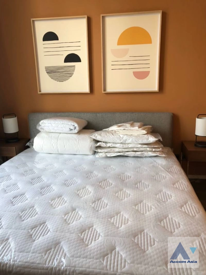 unitKRAAM Sukhumvit 26 Condominium