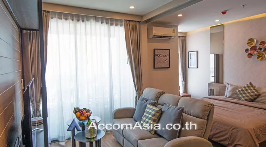 unit 1 Bedroom  Condominium For Sale in Phaholyothin, Bangkok  near BTS Chitlom (AA27680)
