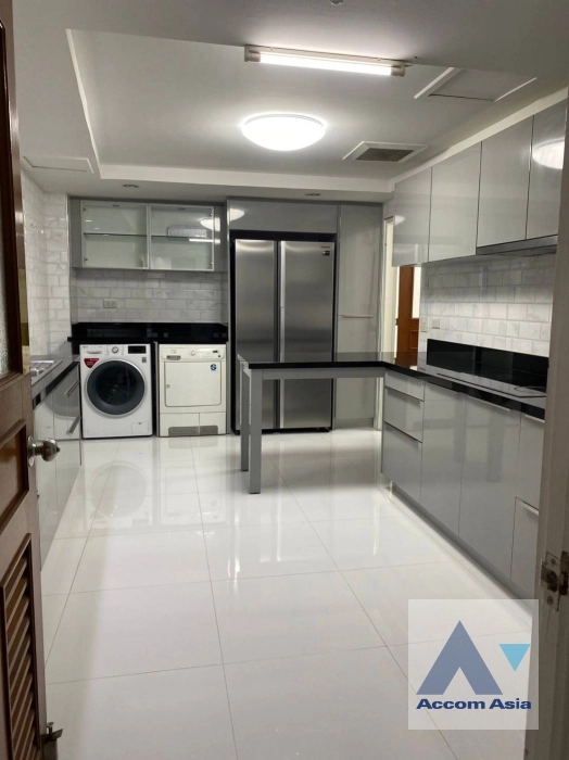 unitPet friendly |  3 Bedrooms  Condominium For Rent & Sale in Sukhumvit, Bangkok  (AA27686)