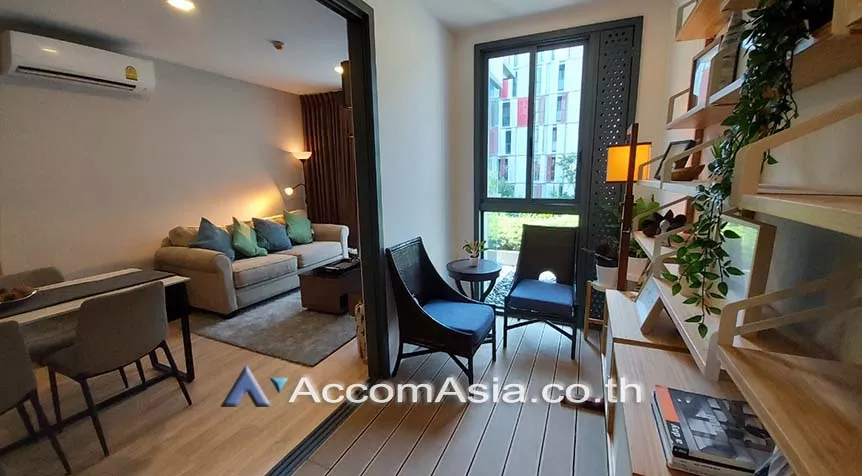  2 Bedrooms  Condominium For Rent & Sale in Sukhumvit, Bangkok  near BTS Ekkamai (AA27691)