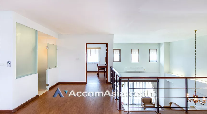 12  4 br Apartment For Rent in Bang Na ,Bangkok BTS Bang Na at Peaceful Bangna AA27695