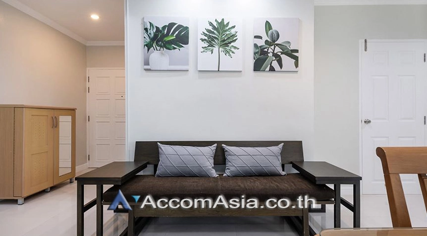 unitPet friendly |  3 Bedrooms  Condominium For Rent in Sukhumvit, Bangkok  near BTS Thong Lo (AA27700)