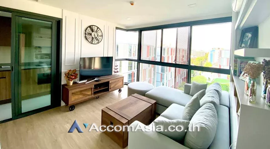 Taka Haus Ekkamai 12 Condominium  2 Bedroom for Sale BTS Ekkamai in Sukhumvit Bangkok