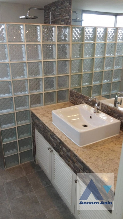 10  2 br Condominium for rent and sale in Sukhumvit ,Bangkok BTS Nana at Beverly Tower AA27726