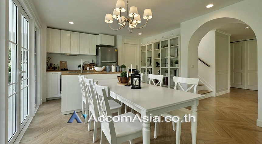  1  4 br House For Rent in Pattanakarn ,Bangkok BTS On Nut at Panya Pattanakarn Village AA27755