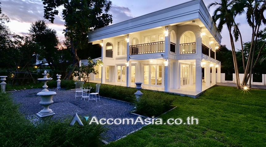 7  4 br House For Rent in Pattanakarn ,Bangkok BTS On Nut at Panya Pattanakarn Village AA27755