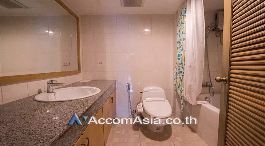 8  3 br Condominium For Rent in Sukhumvit ,Bangkok BTS Phrom Phong at Royal Castle AA27759