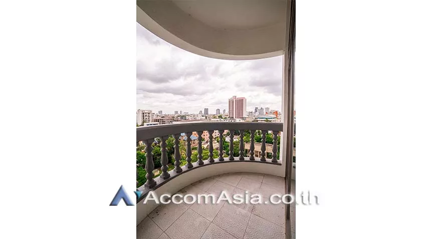 11  3 br Condominium For Rent in Sukhumvit ,Bangkok BTS Phrom Phong at Royal Castle AA27759