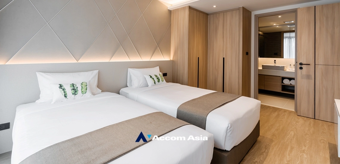 11  2 br Apartment for rent and sale in Sukhumvit ,Bangkok BTS Ekkamai at Luxury apartment AA27767