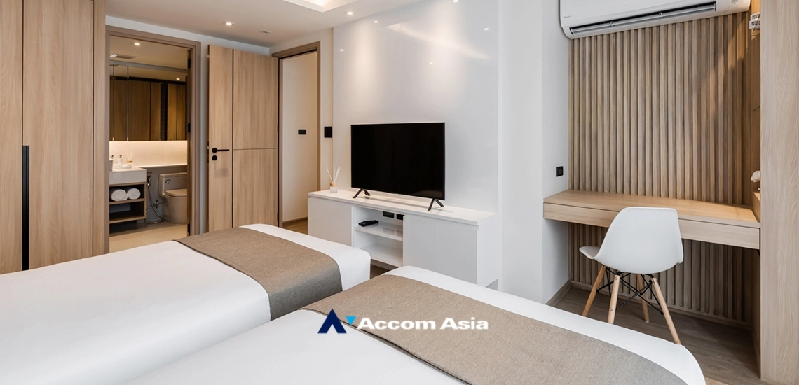 10  2 br Apartment for rent and sale in Sukhumvit ,Bangkok BTS Ekkamai at Luxury apartment AA27767