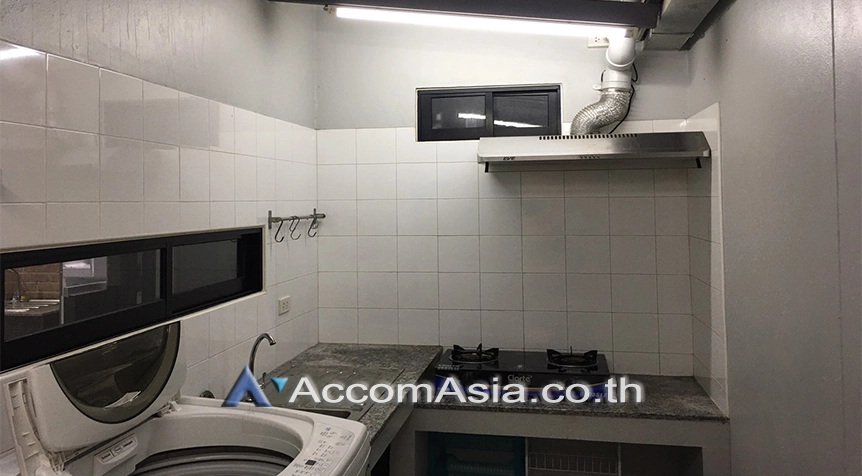 8  3 br Townhouse for rent and sale in Sukhumvit ,Bangkok BTS Ekkamai AA27774