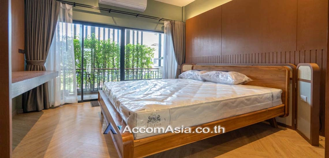 10  3 br House for rent and sale in Sukhumvit ,Bangkok BTS Ekkamai AA27802