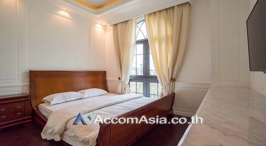 13  4 br Townhouse for rent and sale in Sukhumvit ,Bangkok BTS Ekkamai at The Boulevard Ekkamai 22 AA27808