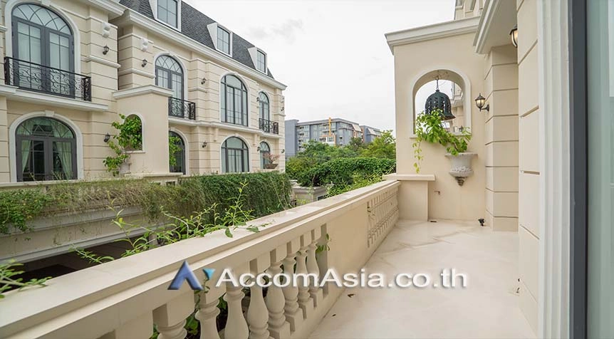 21  4 br Townhouse for rent and sale in Sukhumvit ,Bangkok BTS Ekkamai at The Boulevard Ekkamai 22 AA27808