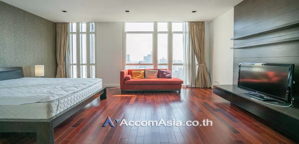 5  4 br Condominium For Rent in Ploenchit ,Bangkok BTS Ploenchit at Athenee Residence AA27811