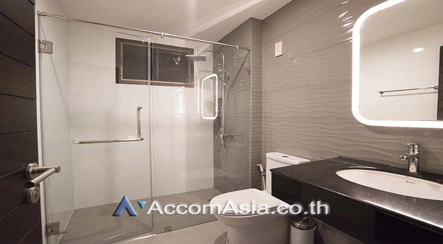 20  4 br Townhouse For Rent in sukhumvit ,Bangkok BTS Thong Lo AA27813