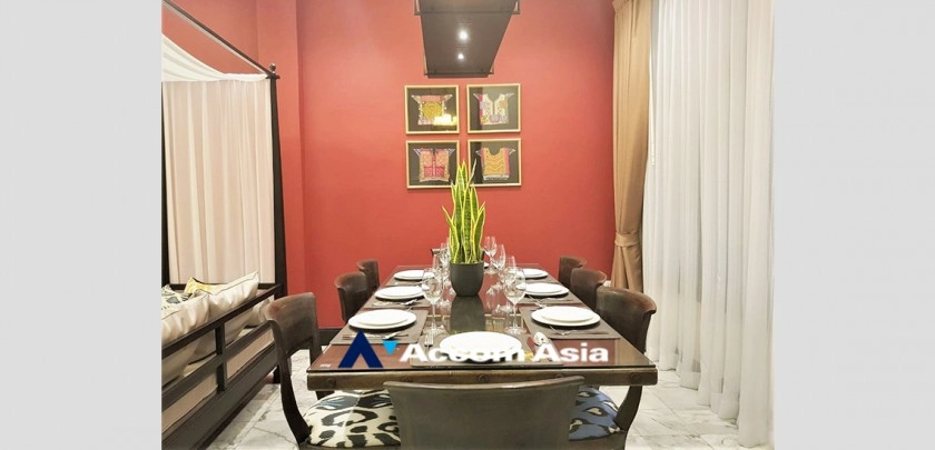 7  4 br Townhouse For Rent in Sukhumvit ,Bangkok BTS Thong Lo AA27813