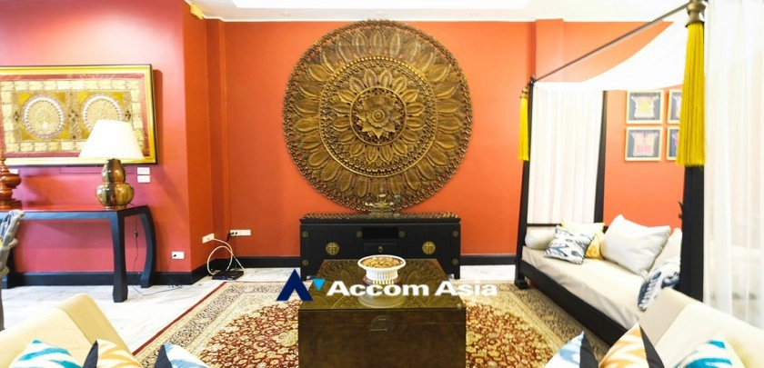 4  4 br Townhouse For Rent in Sukhumvit ,Bangkok BTS Thong Lo AA27813