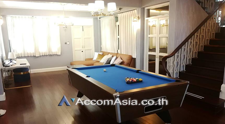  4 Bedrooms  House For Rent in sathorn ,bangkokBTS-Chong Nonsi-MRT-Lumphini- AA27817