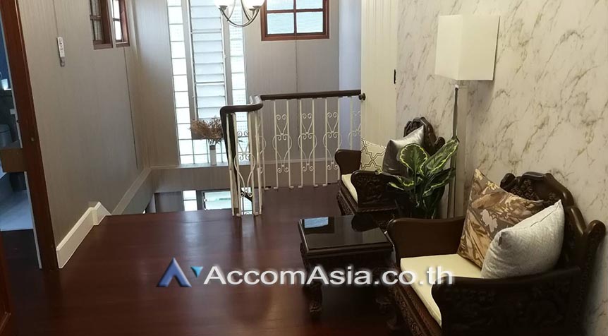 17  4 br House For Rent in sathorn ,Bangkok BTS Chong Nonsi - MRT Lumphini AA27817