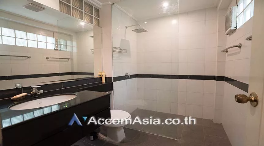 8  2 br Apartment For Rent in Sathorn ,Bangkok MRT Khlong Toei at Classic and Elegant Atmosphere AA27828