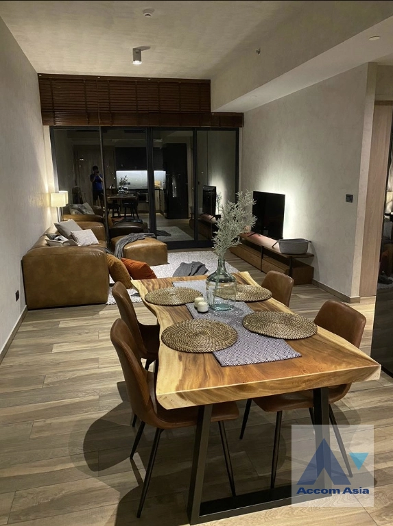 unitCorner Unit | Stylish condominium with full furnishings in Sukhumvit (AA27829)