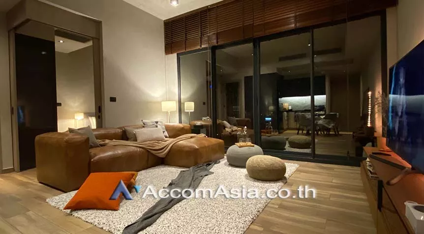Corner Unit |  2 Bedrooms  Condominium For Rent & Sale in Sukhumvit, Bangkok  near MRT Phetchaburi (AA27830)