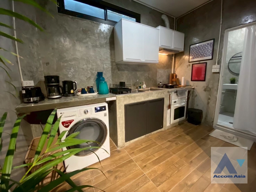 5  3 br Townhouse For Rent in Sathorn ,Bangkok BTS Chong Nonsi AA27831